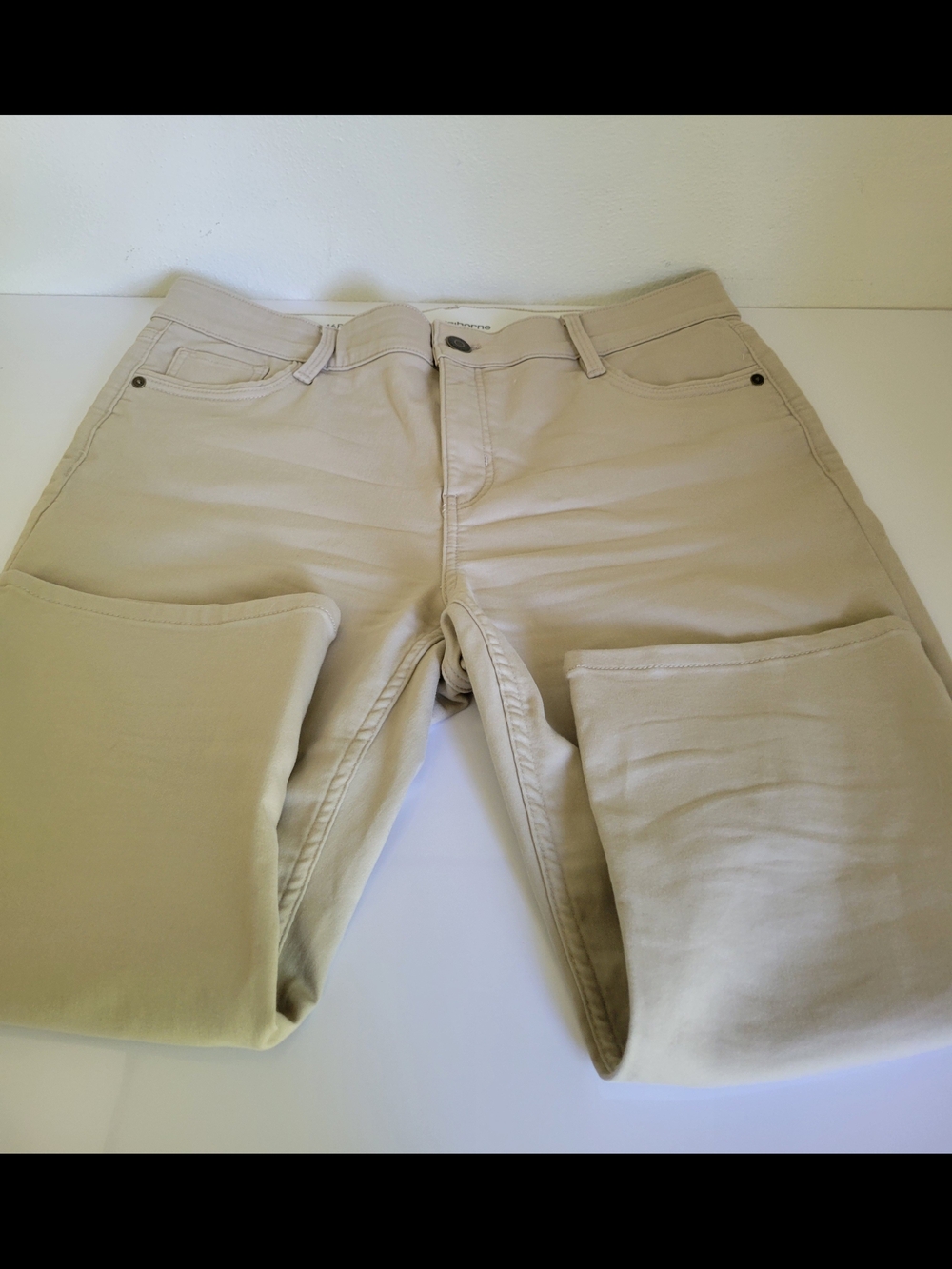 Liz Claiborne Womens Slim Straight Khaki Jean Crop Capris